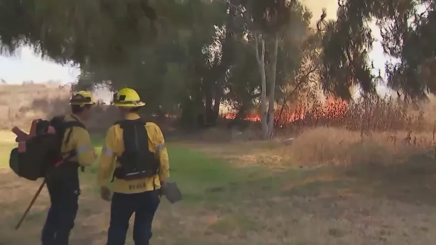 southern-california-bakes-as-triple-digit-heat-fire-risk-and-coastal-flooding-arrive-together