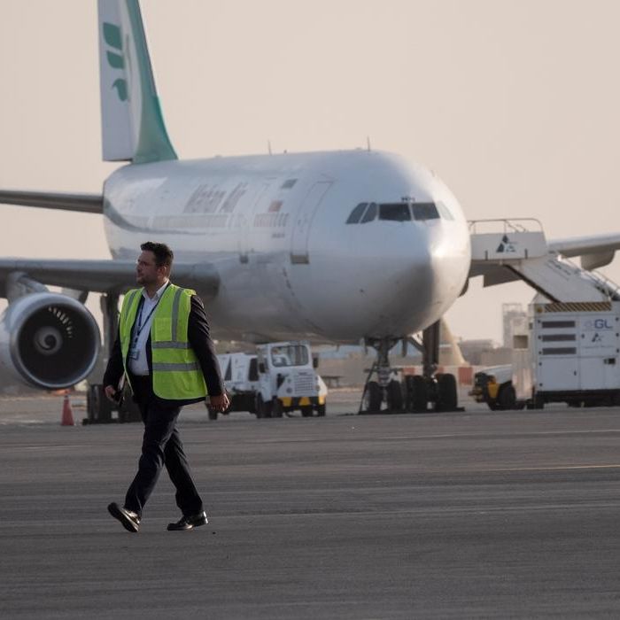 US Sanctions on Iran’s Aviation Push Airlines Toward Isolation as Flights Vanish Across the Region