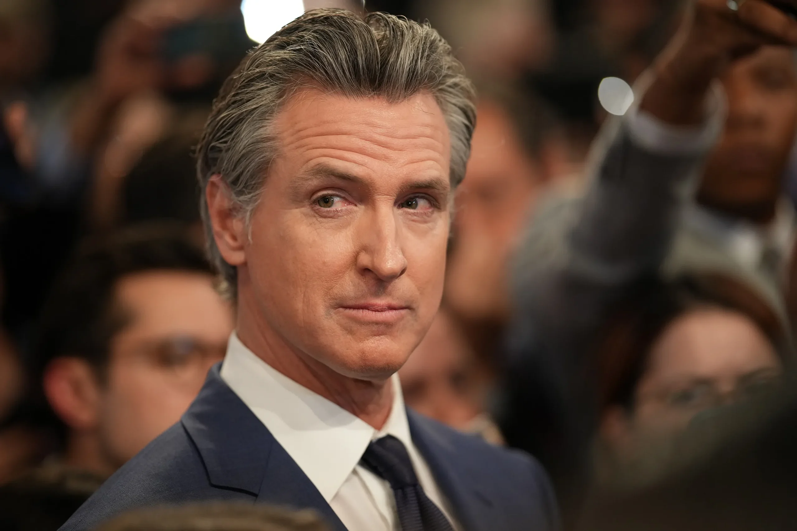 newsom-signs-landmark-bill-to-help-hollywood-workers-adapt-to-ai