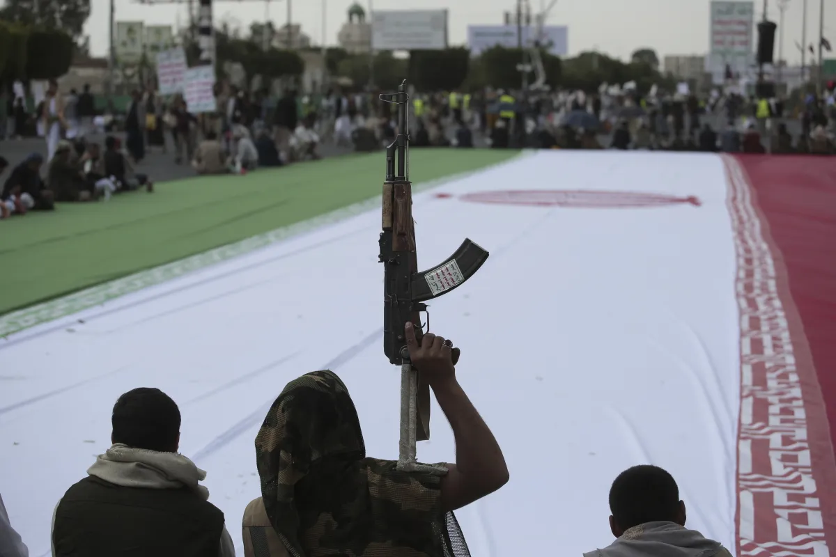 iran-rebuffs-us-overture-while-chemical-weapons-claims-surface-in-yemen-and-iraqs-pm-walks-a-tightrope