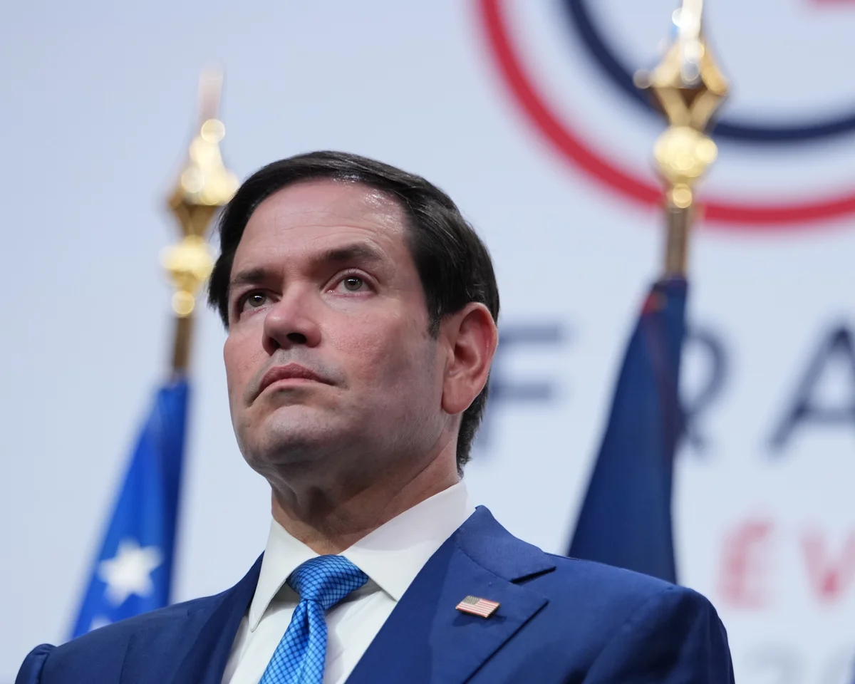 rubio-calls-iran-peace-deal-extremely-difficult-as-hormuz-stays-shut-and-iraq-seals-border-crossings
