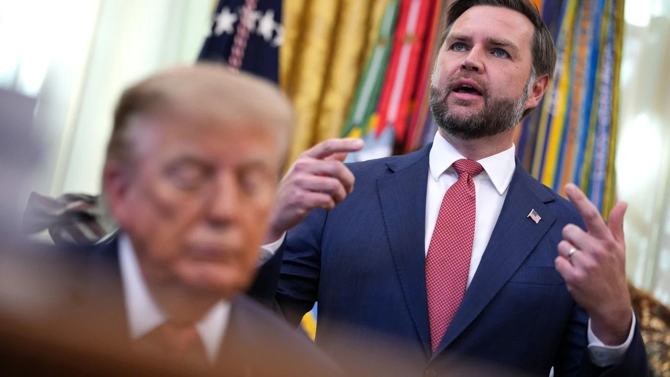 trump-tells-reporter-you-better-be-careful-in-fiery-oval-office-clash-over-whistleblower-rewards