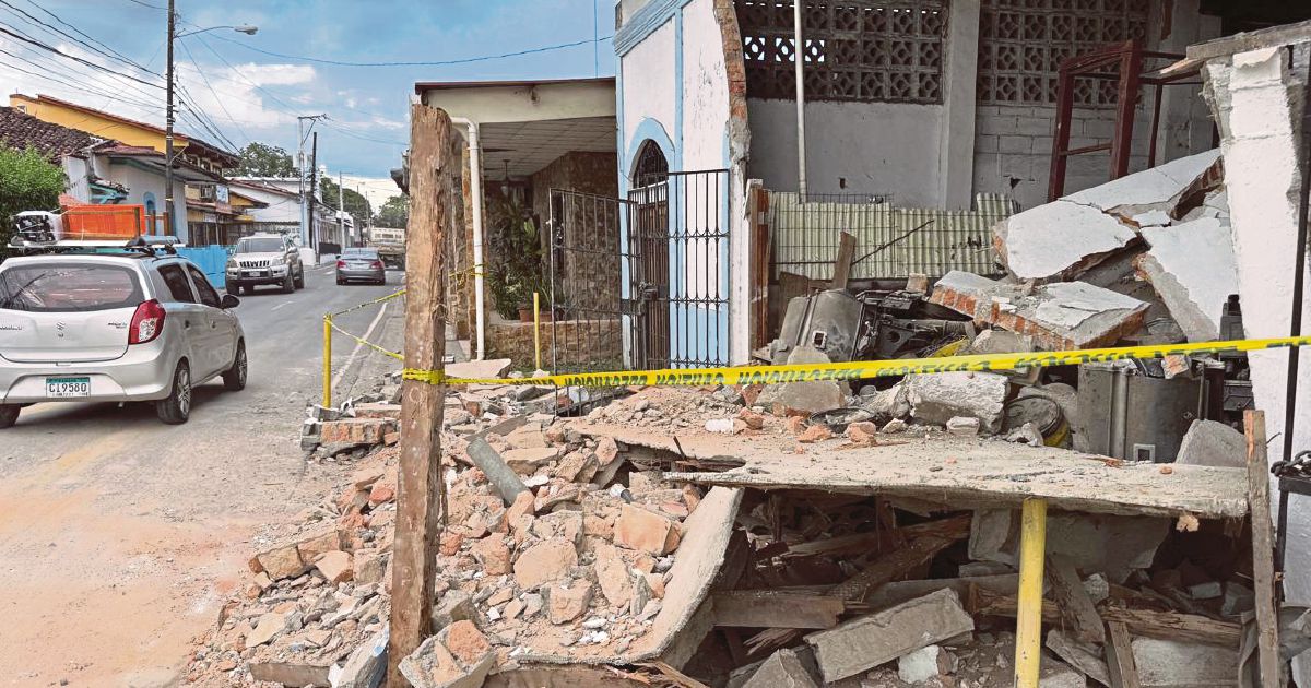 two-powerful-earthquakes-rock-southern-panama-collapsing-buildings-and-triggering-evacuations