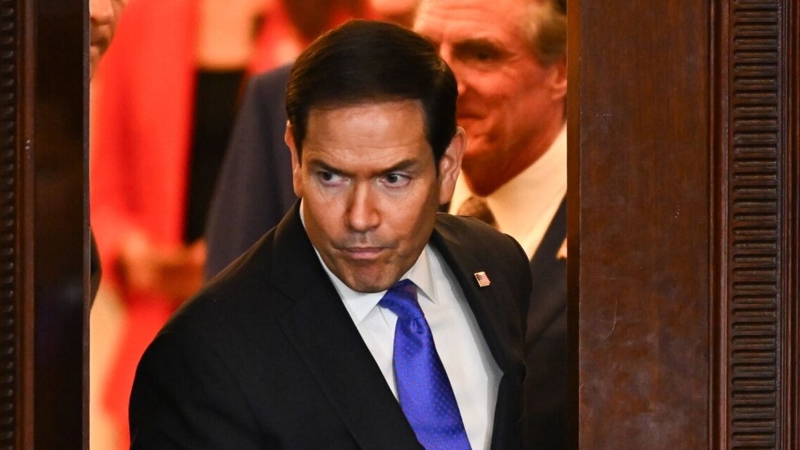 us-revokes-over-300000-visas-in-record-crackdown-even-as-rubio-woos-india-on-trade