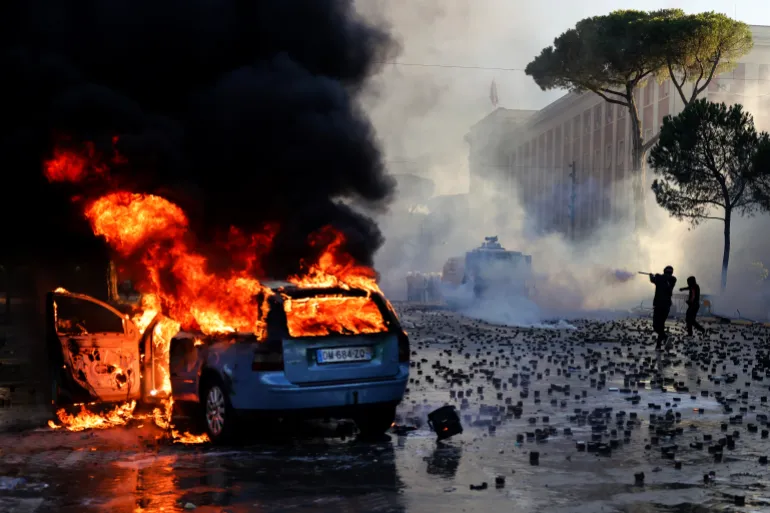 albanias-leaderless-youth-uprising-why-young-protesters-want-edi-rama-out