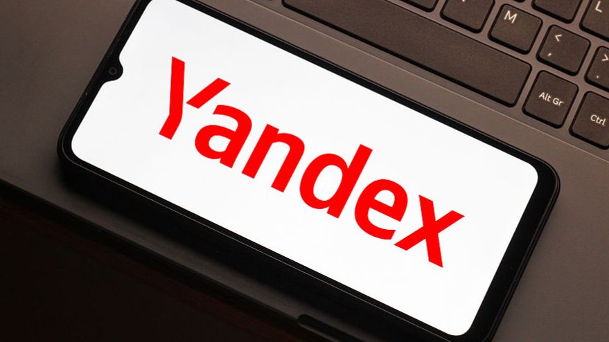 ukraines-strikes-on-yandex-data-centres-leave-russians-without-cash-taxis-and-even-their-front-doors