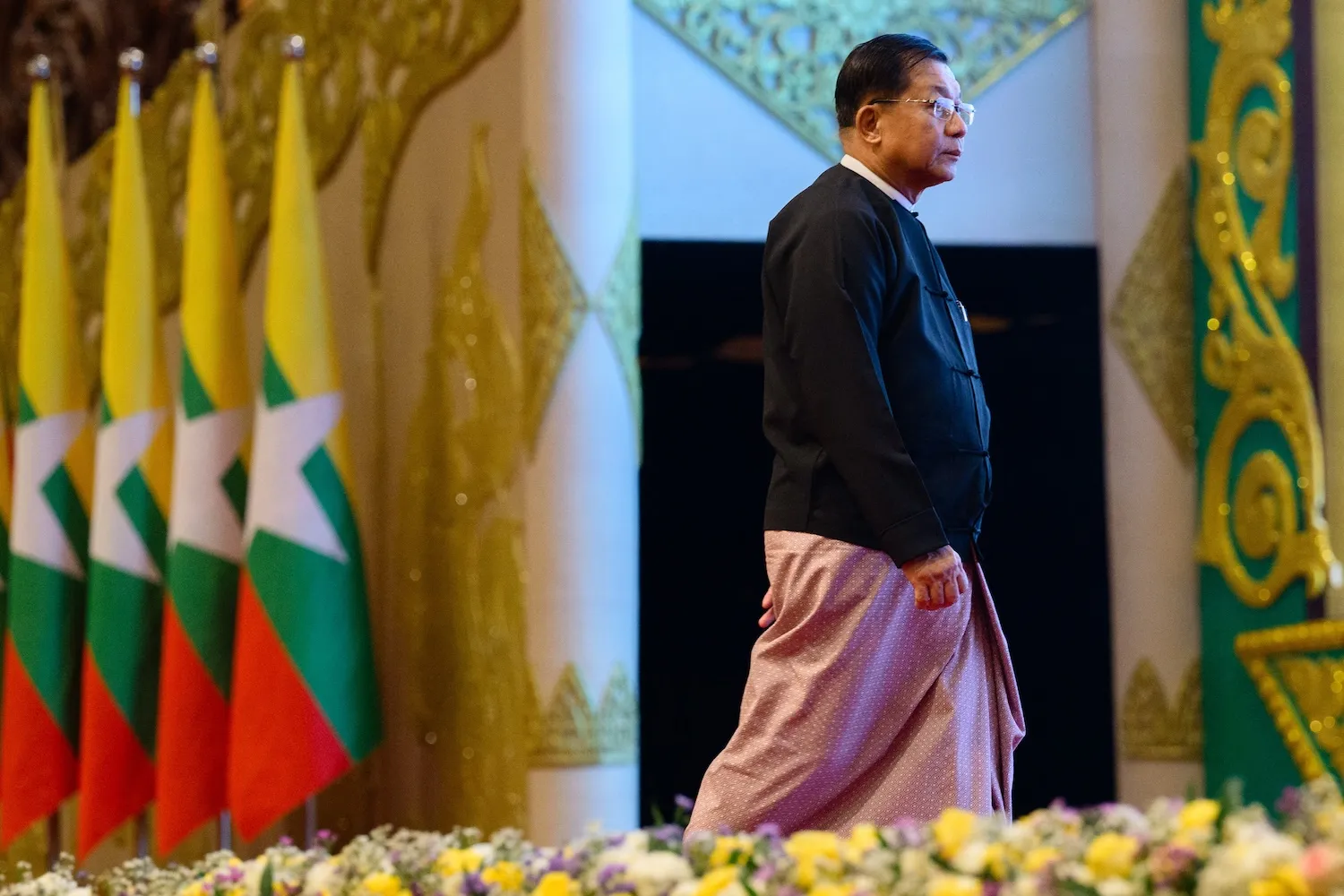 myanmars-min-aung-hlaing-visits-malaysia-as-criticism-grows-over-repatriation-of-myanmar-nationals